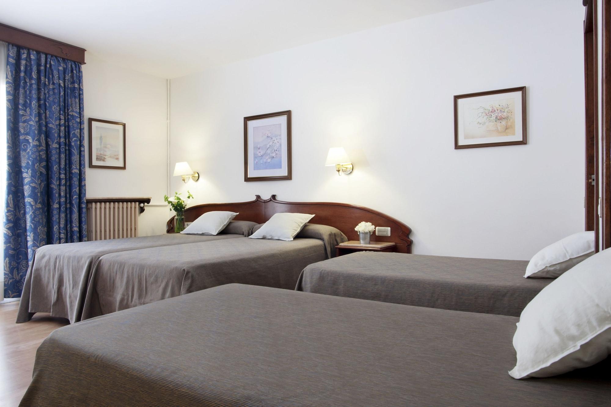Gaudi Hotel Барселона Екстер'єр фото