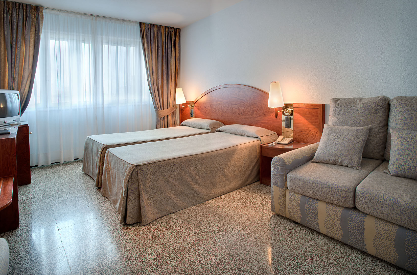 Gaudi Hotel Барселона Екстер'єр фото